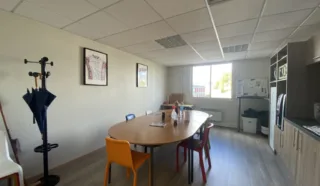  BUREAUX RENNES SUD EST 300 m²