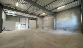  LOCAL D'ACTIVITES 260 m² VIGNEUX DE BRETAGNE