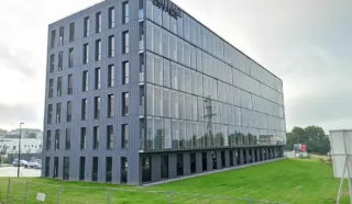  EXCELLENTE VISIBILITÉ !  BUREAUX à RENNES CHAMPEAUX 800 m²