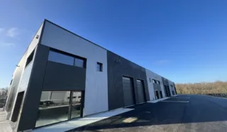  CELLULE PROFESSIONNELLE 190 m² NANTES