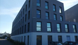  BUREAUX 467 m² ST JACQUES DE LA LANDE