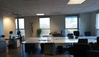  BUREAUX 467 m² ST JACQUES DE LA LANDE