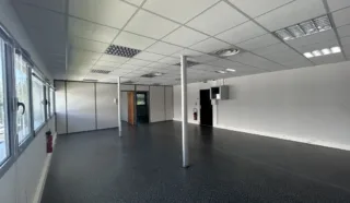  BUREAUX 90 m² NANTES NORD