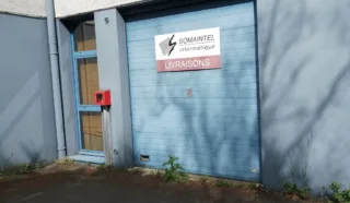  LOCAL PROFESSIONNEL 340 m² TREGUEUX