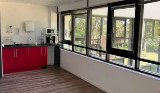  BUREAU 962 M² NANTES EST