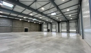  CELLULE ACTIVITES NEUVES 640 m² BEDEE