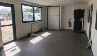  LOCAUX D'ACTIVITES 782 m² PLABENNEC