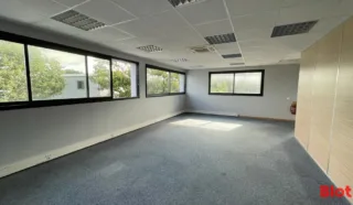  BUREAUX 153 M² SAINT-BRÉVIN-LES-PINS