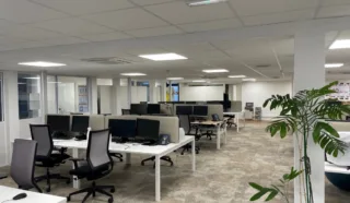  BUREAUX 1 106 m² QUIMPER