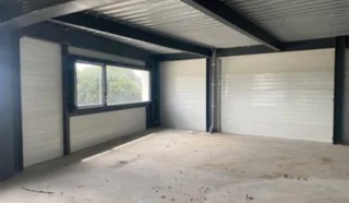  BUREAUX 400 m² LANDIVISIAU