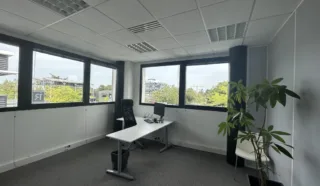  BUREAUX 125 m² SAINT HERBLAIN