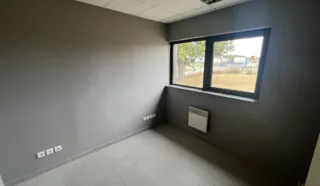  LOCAL D'ACTIVITÉS 456 m² ERBRAY NANTES NORD EST