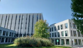  BUREAUX  777 m² SAINT-JACQUES-DE-LA-LANDE