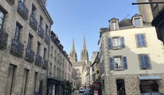  LOCAL de 85 m² Brut de Béton QUIMPER CENTRE VILLE