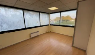  BUREAUX QUIMPERLE 126 m²