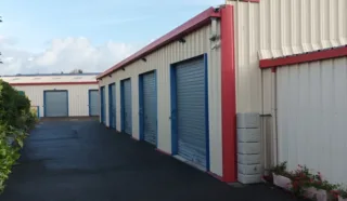  LOCAUX D'ACTIVITÉS 1100 m² LA BAULE