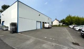  BATIMENT INDUSTRIEL 505 M² NOYAL CHATILLON