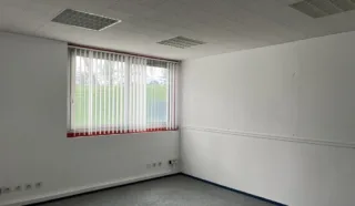  BUREAUX 165 m² QUIMPER