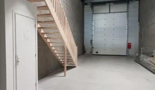  CELLULE D'ACTIVITÉS 158 m² GUÉRANDE