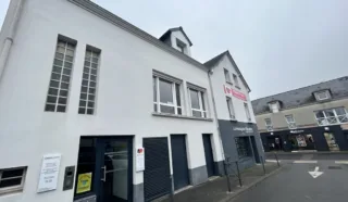  BUREAUX 80 m² CARQUEFOU