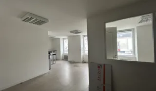  BUREAUX 80 m² CARQUEFOU