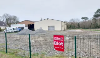  LOCAL D'ACTIVITÉS CLOHARS CARNOET 400 m²