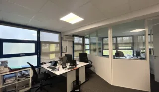  BUREAUX 197 m² BOUGUENAIS