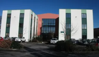  Bureaux 260 M² VERN SUR SEICHE