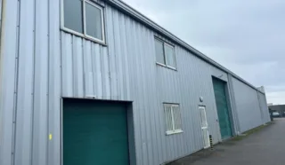  BUREAUX 80 m² SAINTE-LUCE-SUR-LOIRE