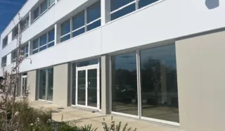  LOCAL COMMERCIAL NEUF VANNES 104 m²