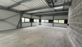  LOCAUX D'ACTIVITES 530 m² GOUESNOU