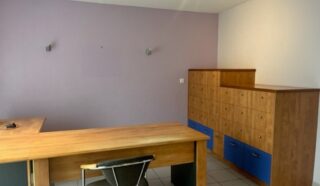  Local professionnel bureaux  43 m² Saint Nolff