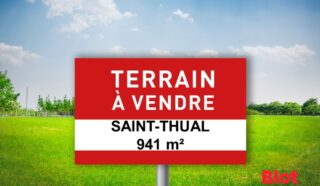 Terrain 941m²