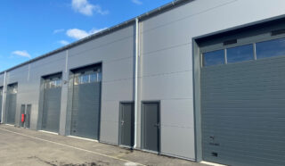  CELLULES D'ACTIVITÉS 145 m² COUERON NANTES OUEST