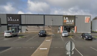  Ensemble de Locaux Commerciaux Zone du Launay Saint-Martin-Des-Champs