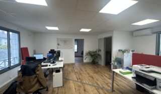  BUREAUX 85 m² REZE