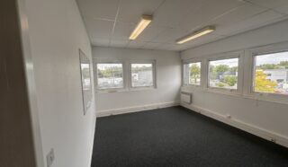  BUREAUX 67 m² CESSON SEVIGNE