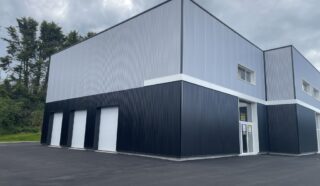  LOCAL D'ACTIVITES 110 m² LOPERHET