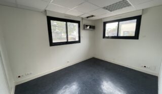  BUREAUX 280 m² ST GREGOIRE