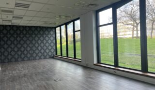  BUREAUX RENNES EST 608 m²