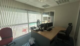  LOCAL COMMERCIAL 144 m² VERTOU