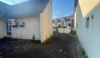  LOCAL de 193 m² PLONEVEZ-LE FAOU