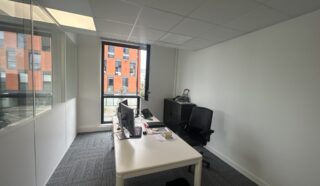  BUREAUX 105 m² SAINT-SEBASTIEN-SUR-LOIRE