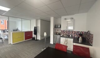  BUREAUX 105 m² SAINT-SEBASTIEN-SUR-LOIRE