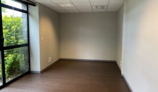  BUREAUX 102 m² MINIAC-MORVAN