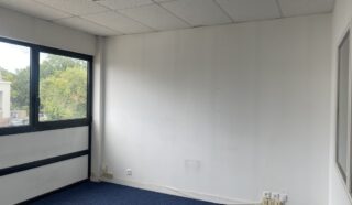  DEUX PLATEAUX DE BUREAUX 33 m² LA RICHARDAIS / DINARD