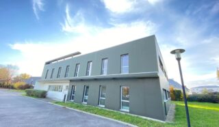  BUREAUX NANTES EST LA CHAPELLE SUR ERDRE 240 m² env