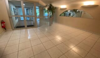  BUREAUX 675 m² NANTES