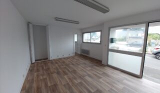  BUREAUX 50 m² QUIMPERLÉ