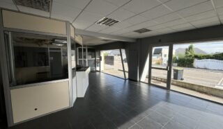  LOCAL ACTIVITES 770 m² env NANTES NORD OUEST